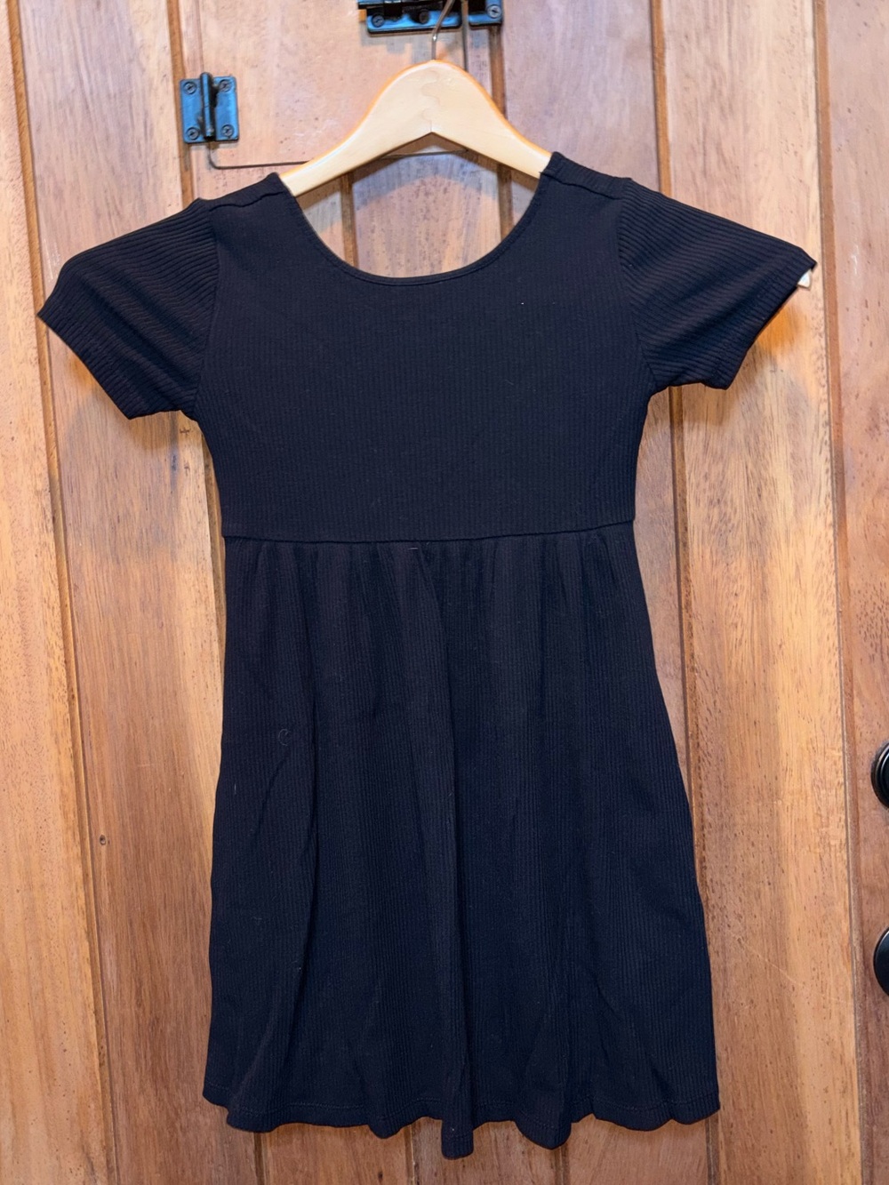 Girls' Black Short Sleeve Knit Dress